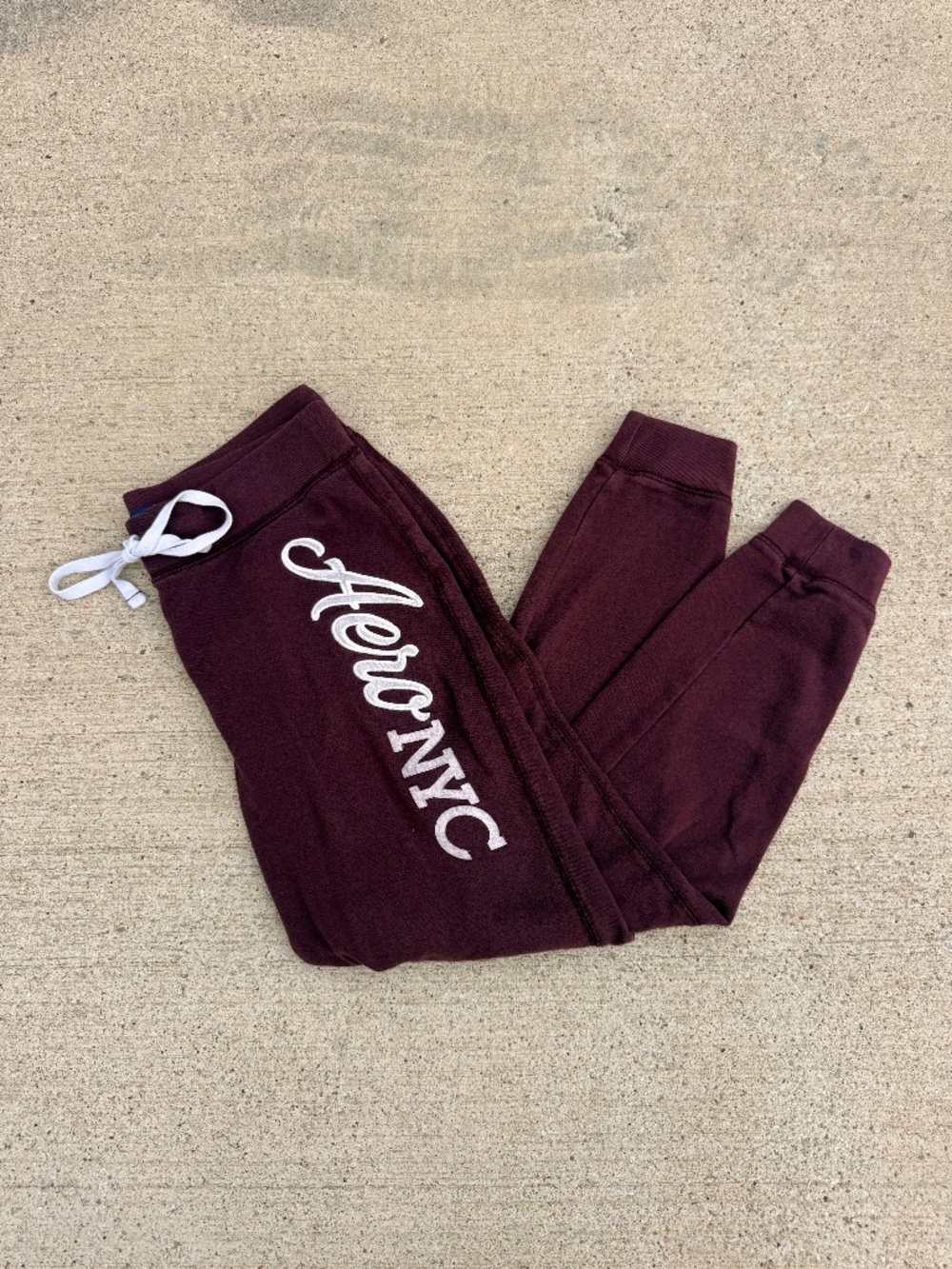 Maroon Mid 2000s Aeropostale Low Rise Jogger Sweatpants